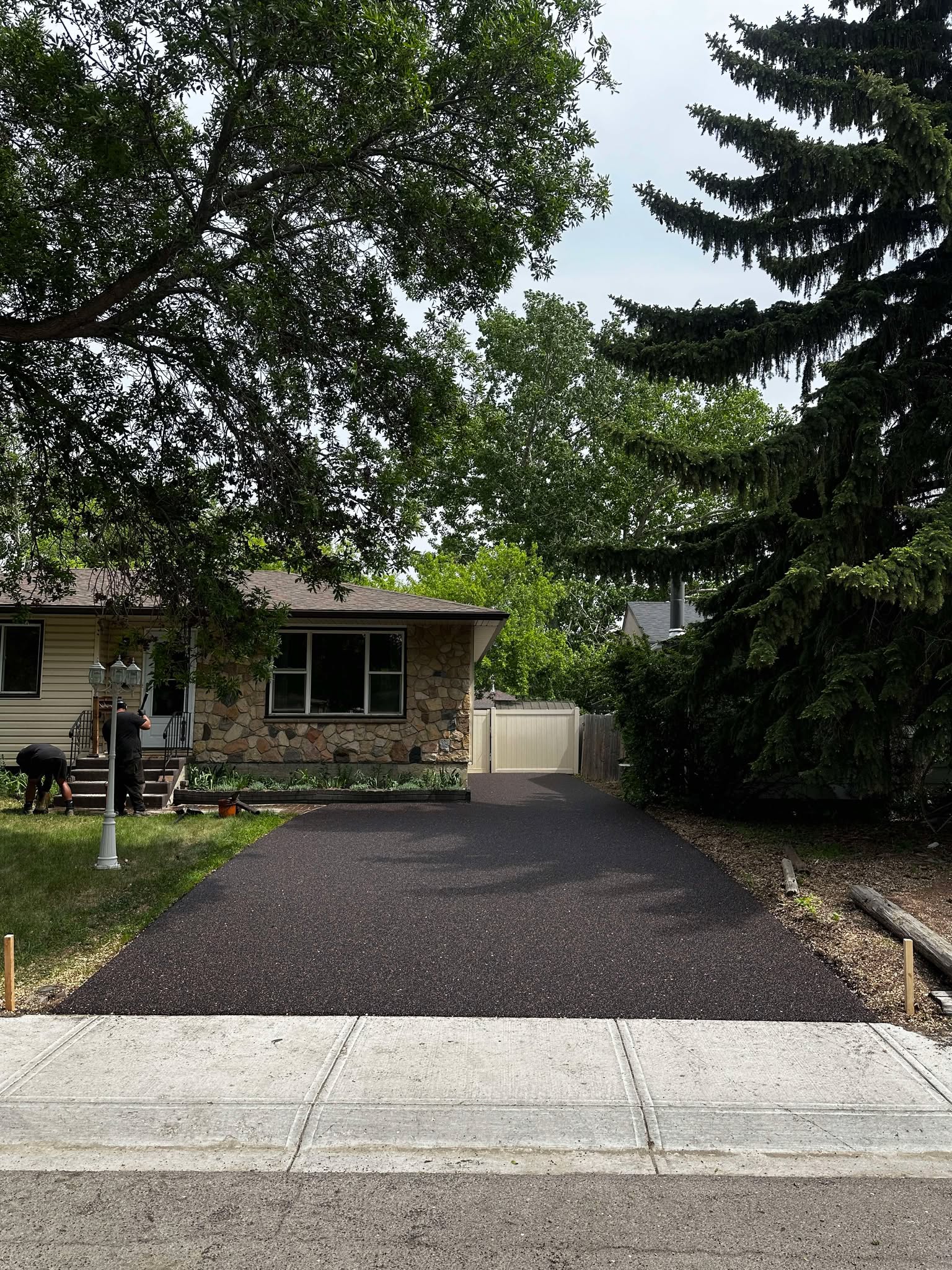 Residential-Driveway - CVS-Rubber-Paving